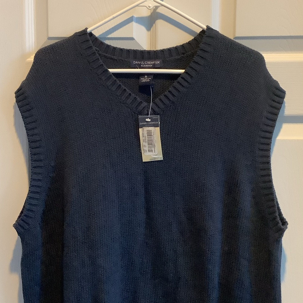 Daniel Cremieux Men's‎ Dark Blue V-Neck Sweater Vest